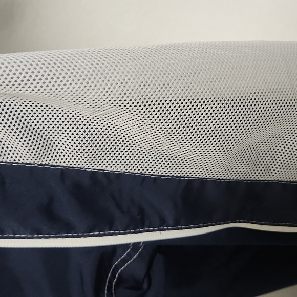 NWT Disney Blue Windbreaker - Picture 8 of 9